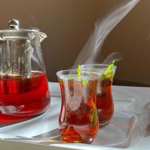 Black Tea with Mint (Serves 2)